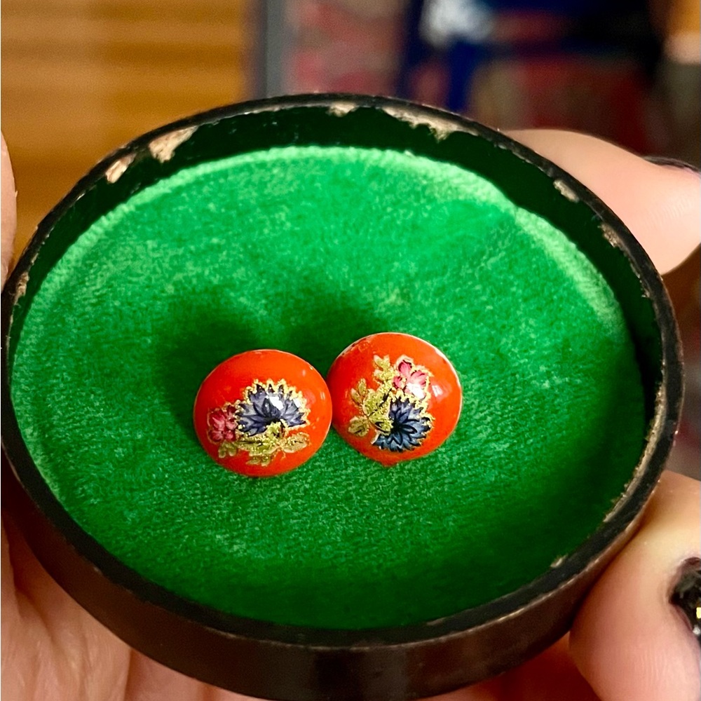 Vintage orange floral stud earrings